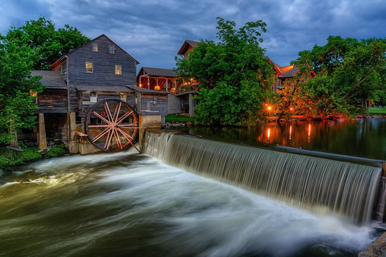 Forever Yours, Hot Tub, 1089 Of Free Attraction Tickets For Each Paid Day, Dollywood And More 鸽子谷 外观 照片