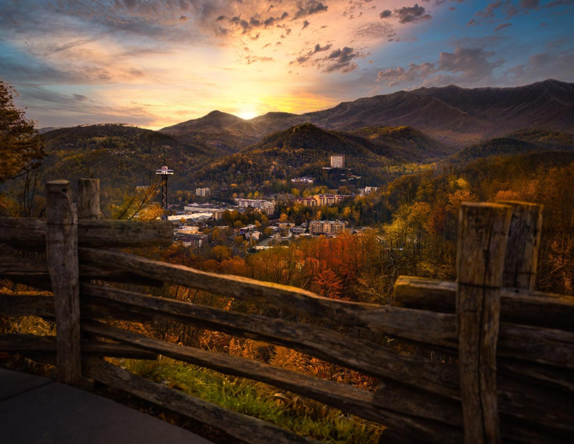 Forever Yours, Hot Tub, 1089 Of Free Attraction Tickets For Each Paid Day, Dollywood And More 鸽子谷 外观 照片